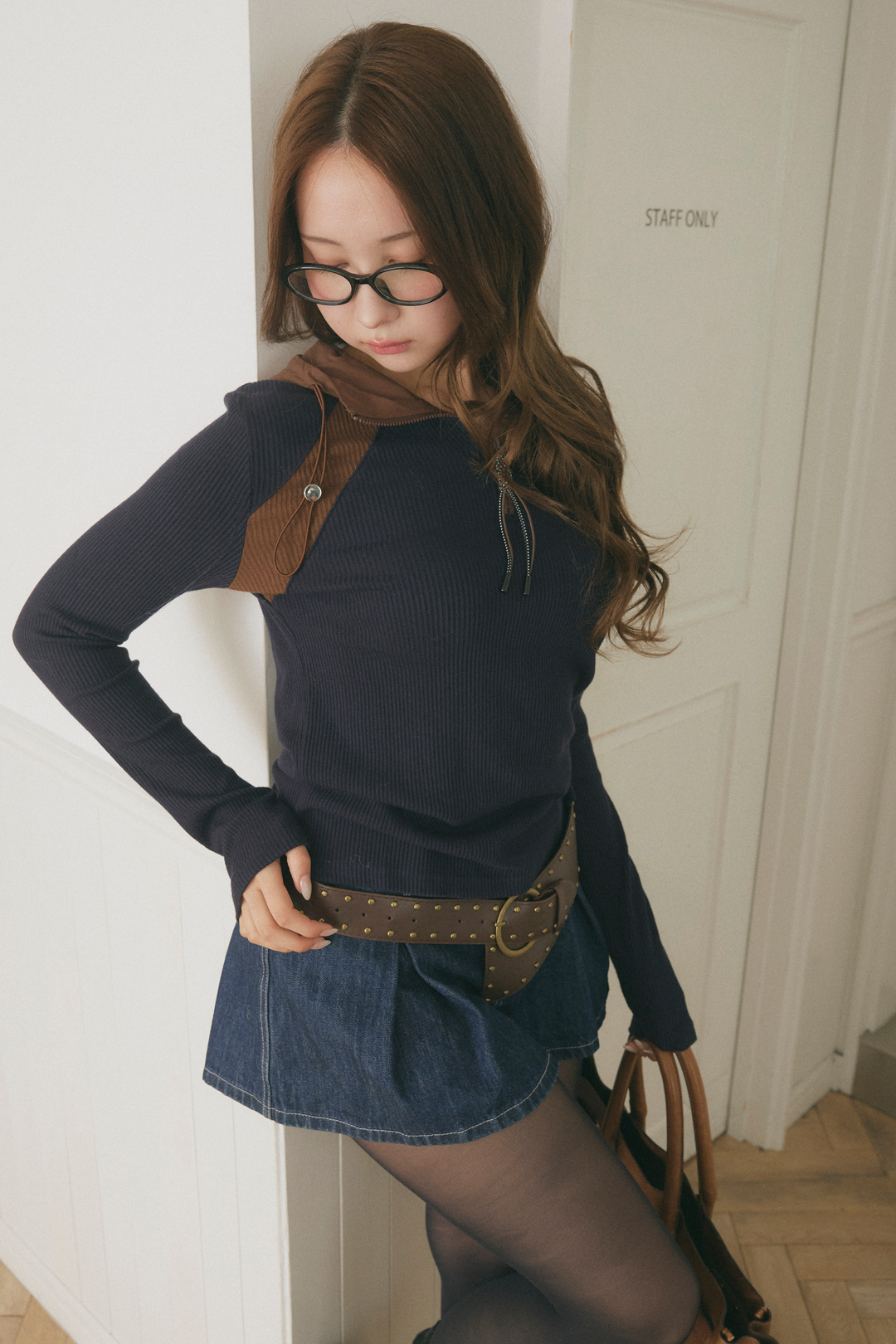 スポーティバイカラートップス