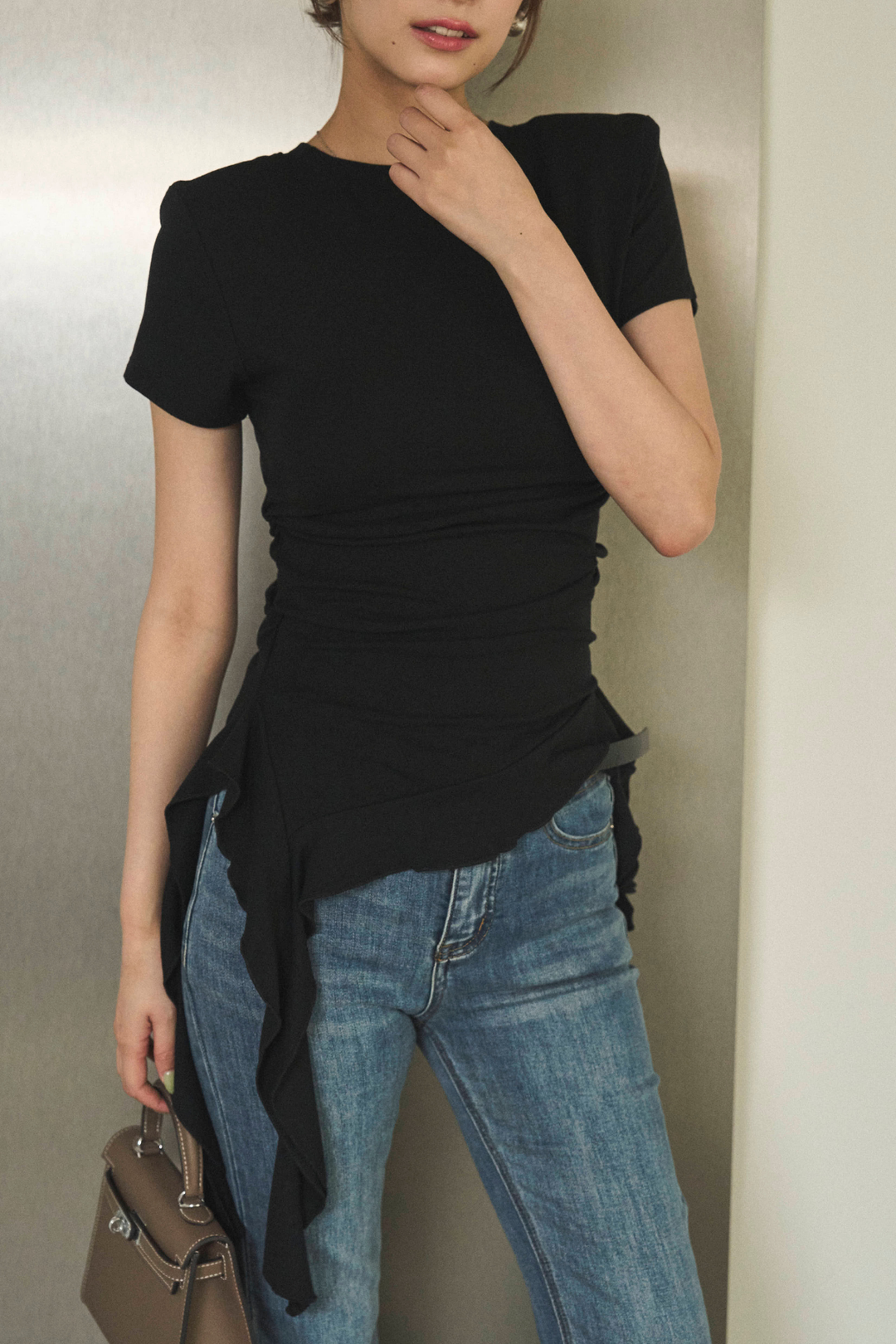 アシンメトリードレープTシャツ