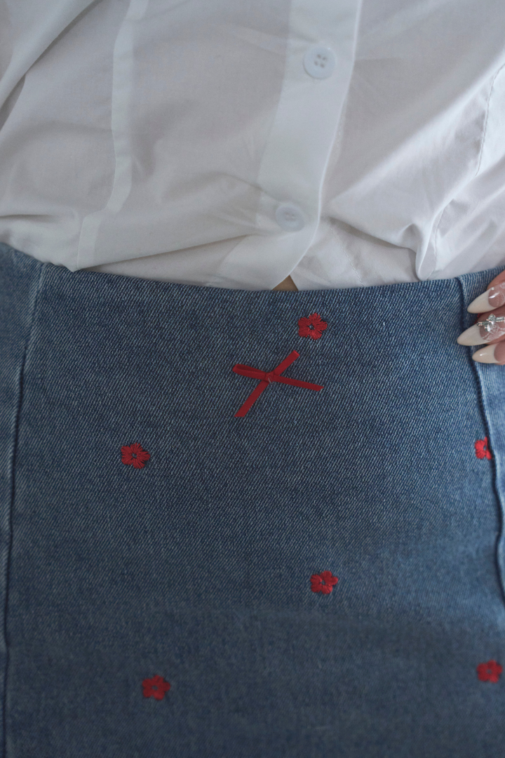 フラワー刺繍デニムミニスカート