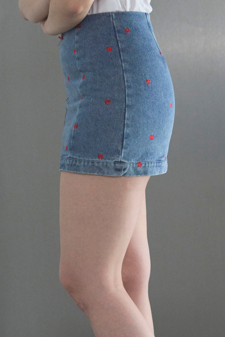 フラワー刺繍デニムミニスカート
