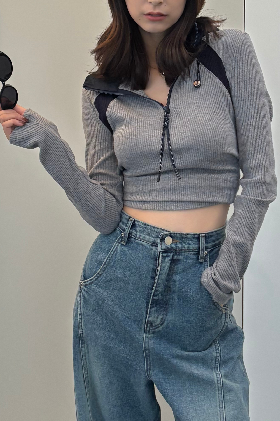 スポーティバイカラートップス