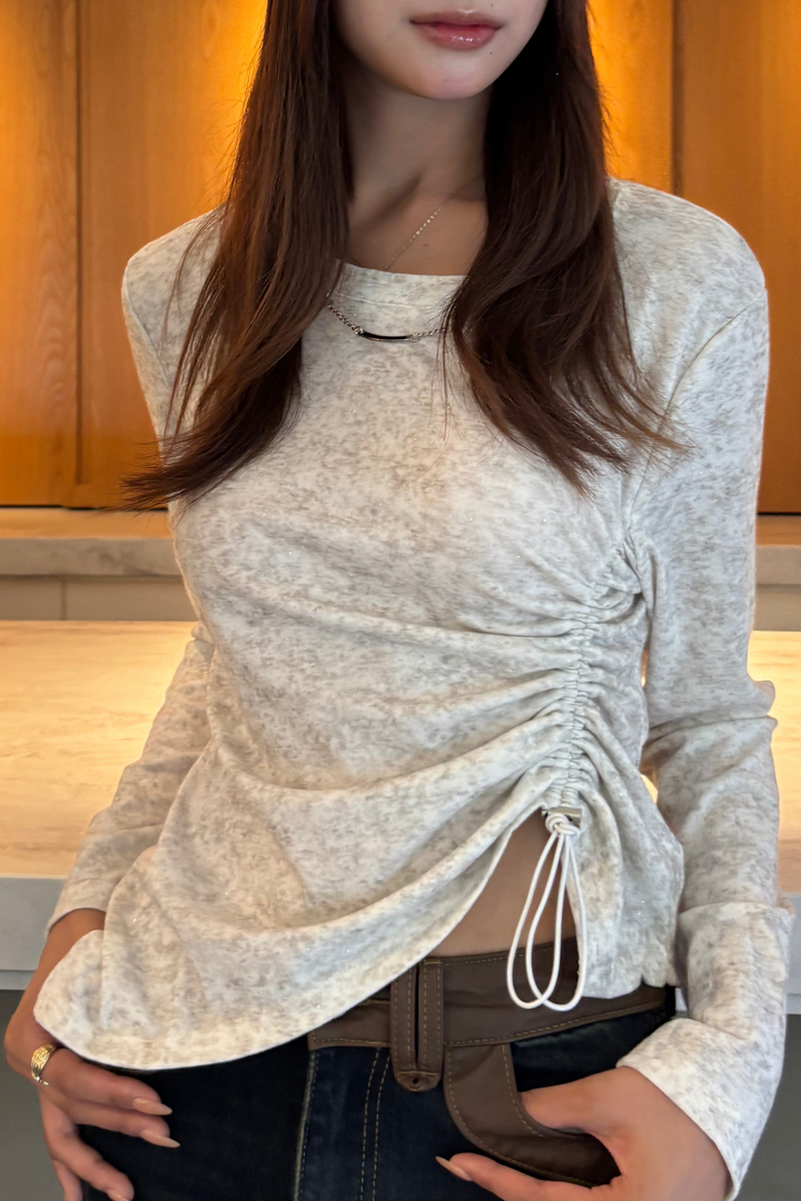 フロントチェーンアシンメトリートップス