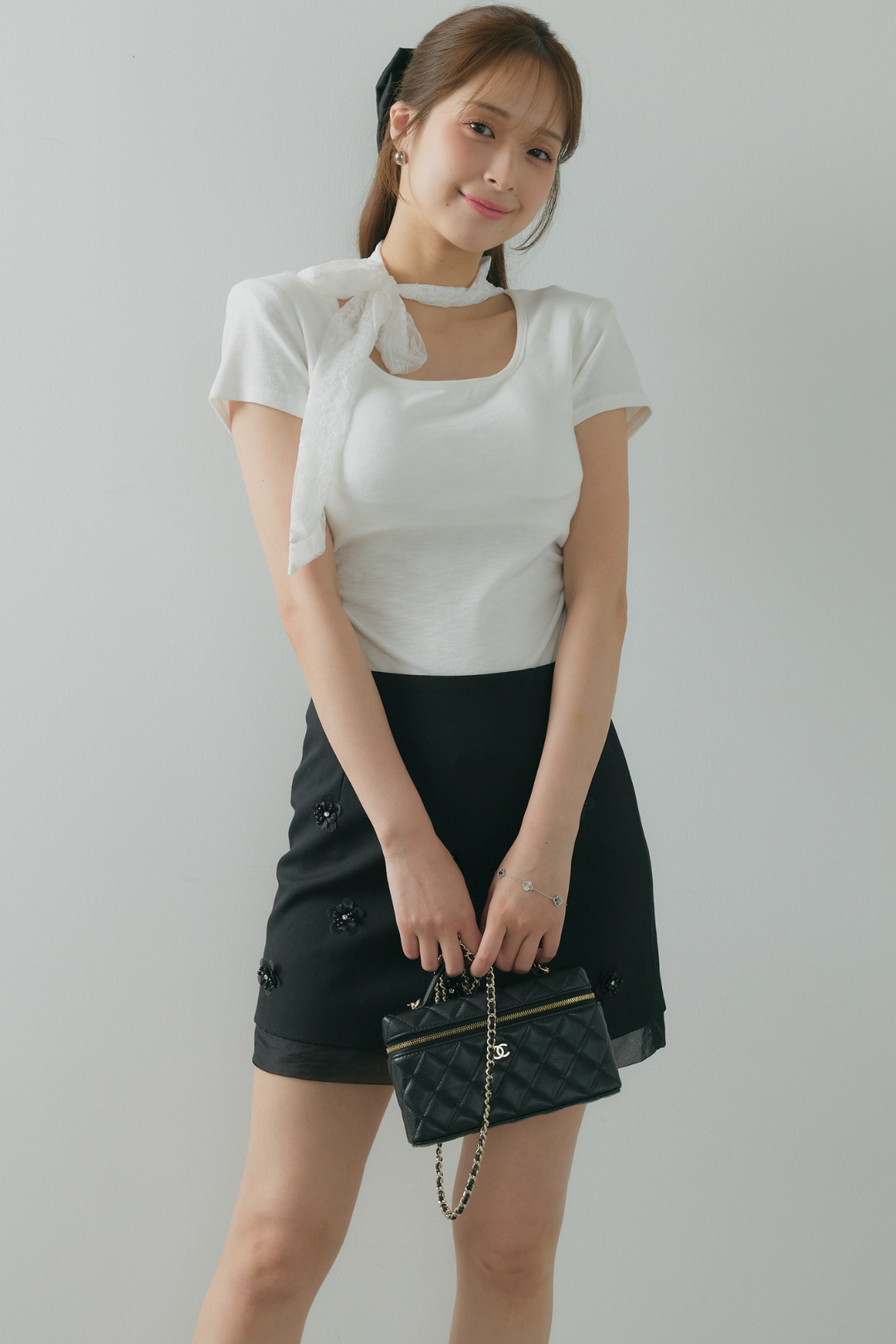 フラワービジュー付ミニスカート