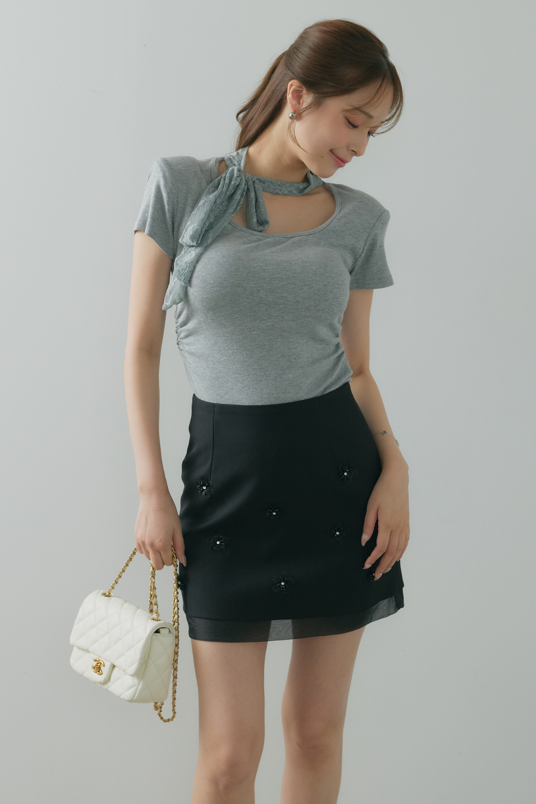 タイ付バックレースTシャツ