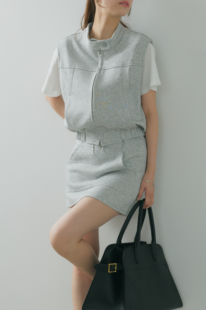 セットアップ＆ロゴTシャツ