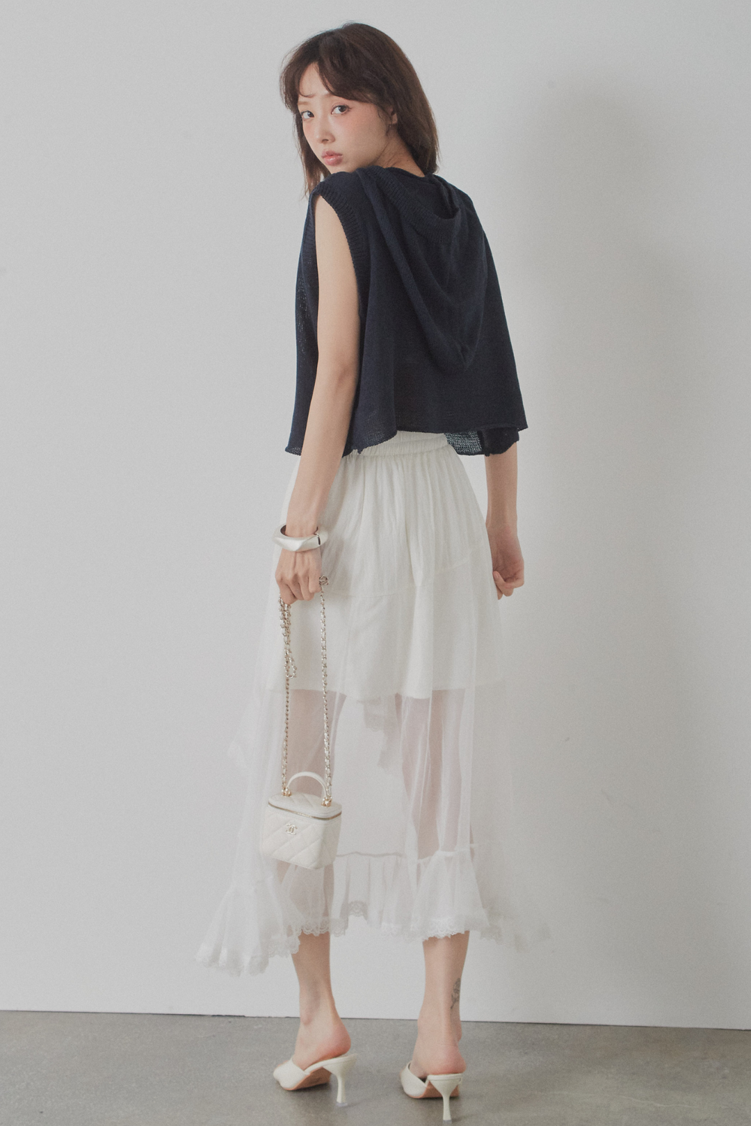 アシンメトリーシアーフリルスカート