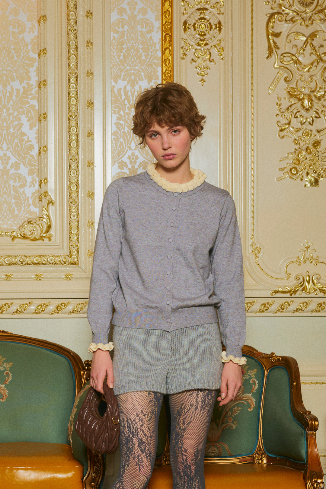 フリルカラーニットカーディガン