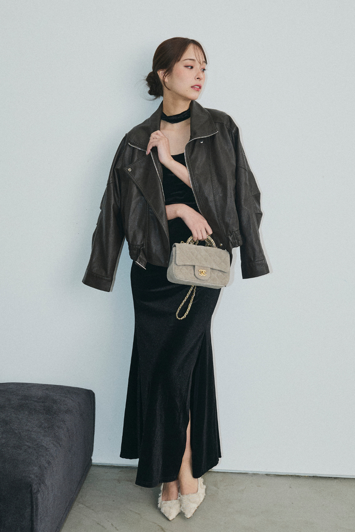 ショート丈ライダースジャケット