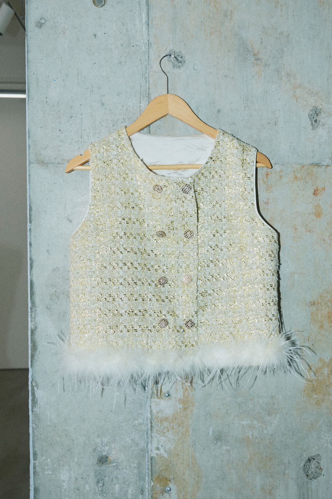 ツイードファートップス