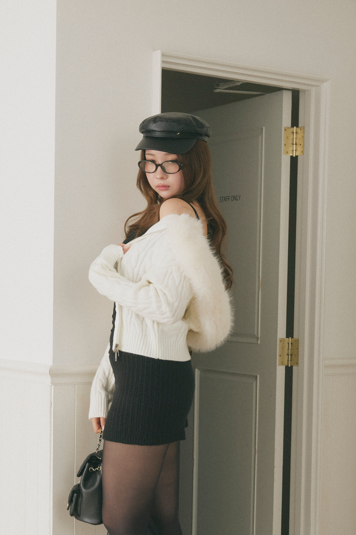 ファーフードパーカー