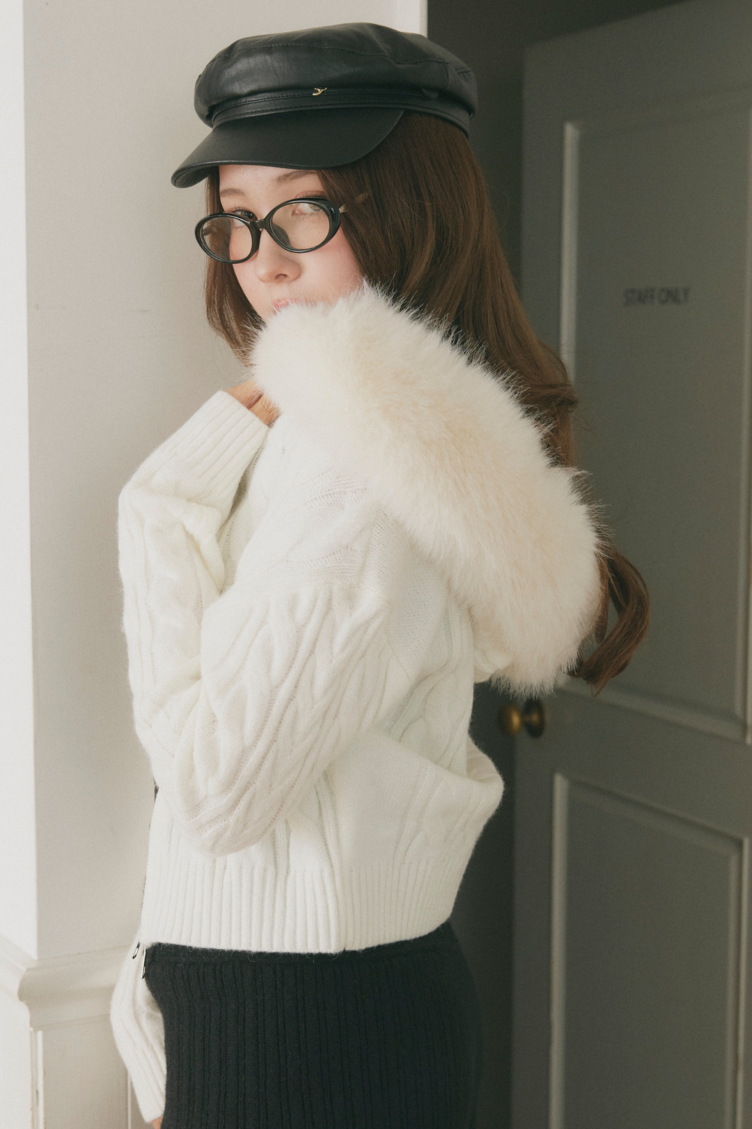 ファーフードパーカー