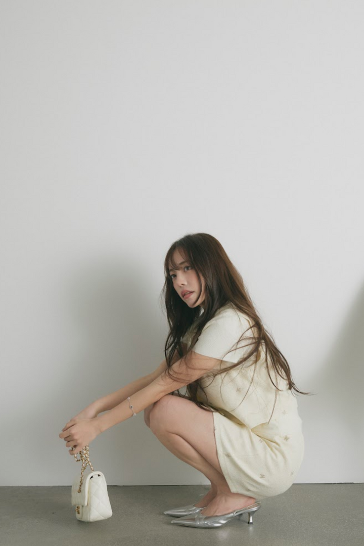 ジレセットアップ ＆ コンパクトTシャツ（ポーチ付）4点SET