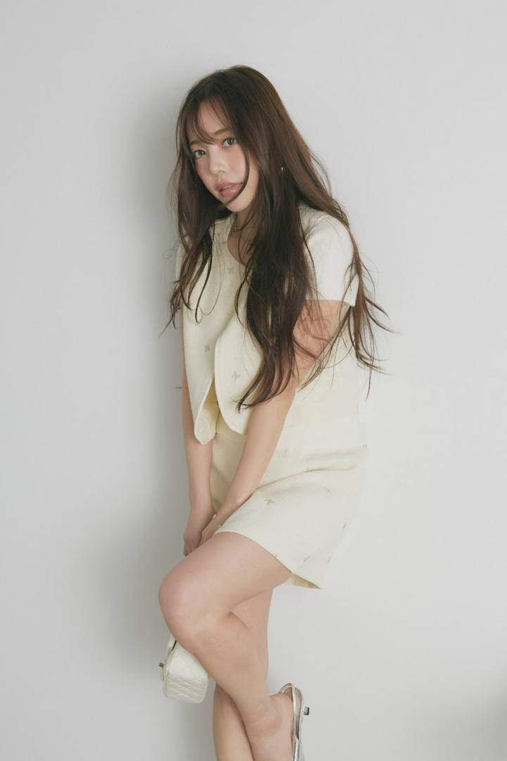 ジレセットアップ ＆ コンパクトTシャツ（ポーチ付）4点SET