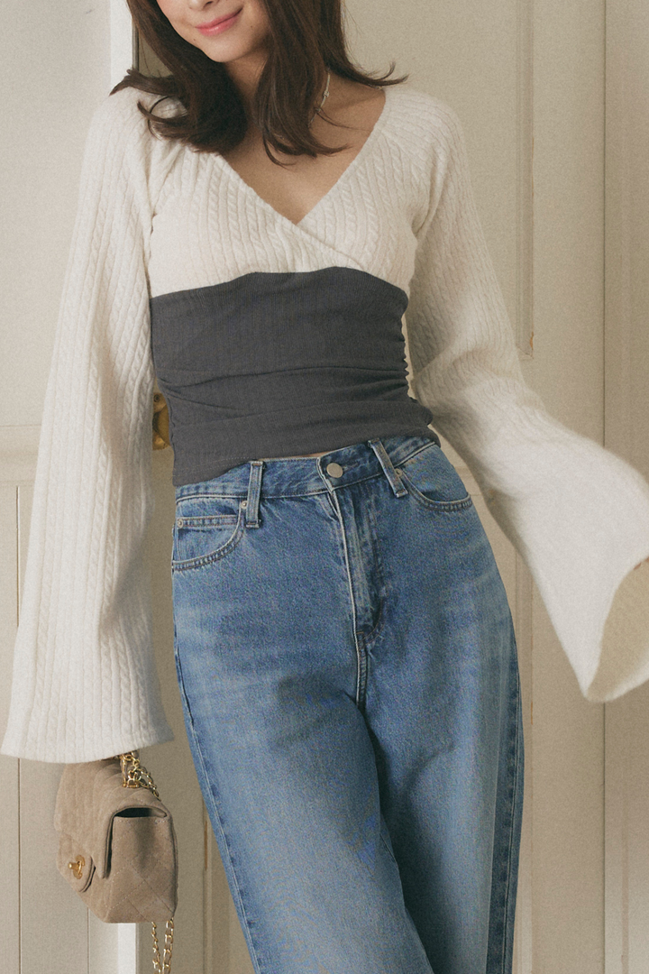 Vネックウエストライントップス