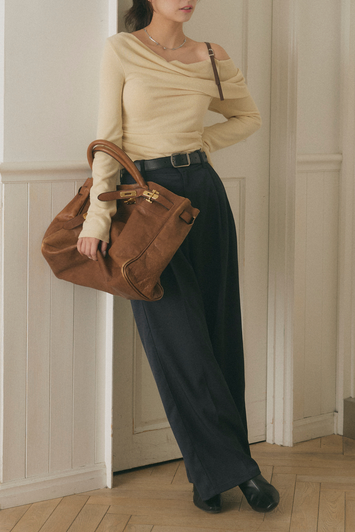 レザーベルトワンショルニット