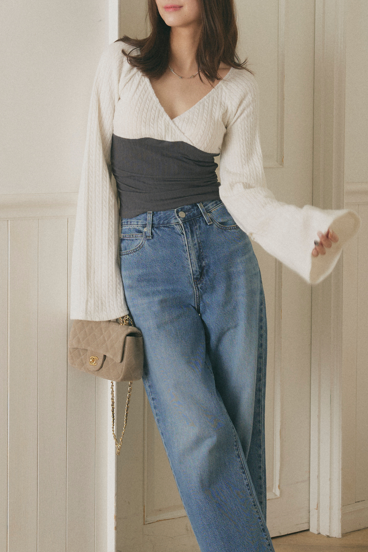 Vネックウエストライントップス