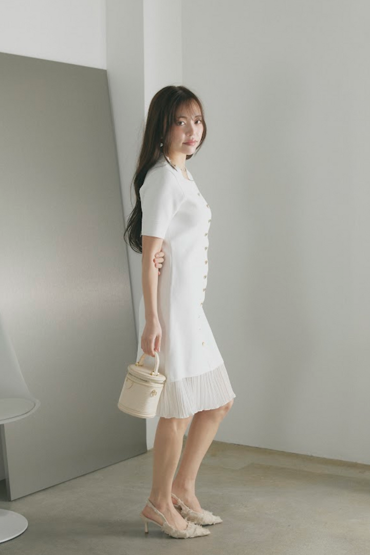 バイカラーフリルフロントボタンワンピース
