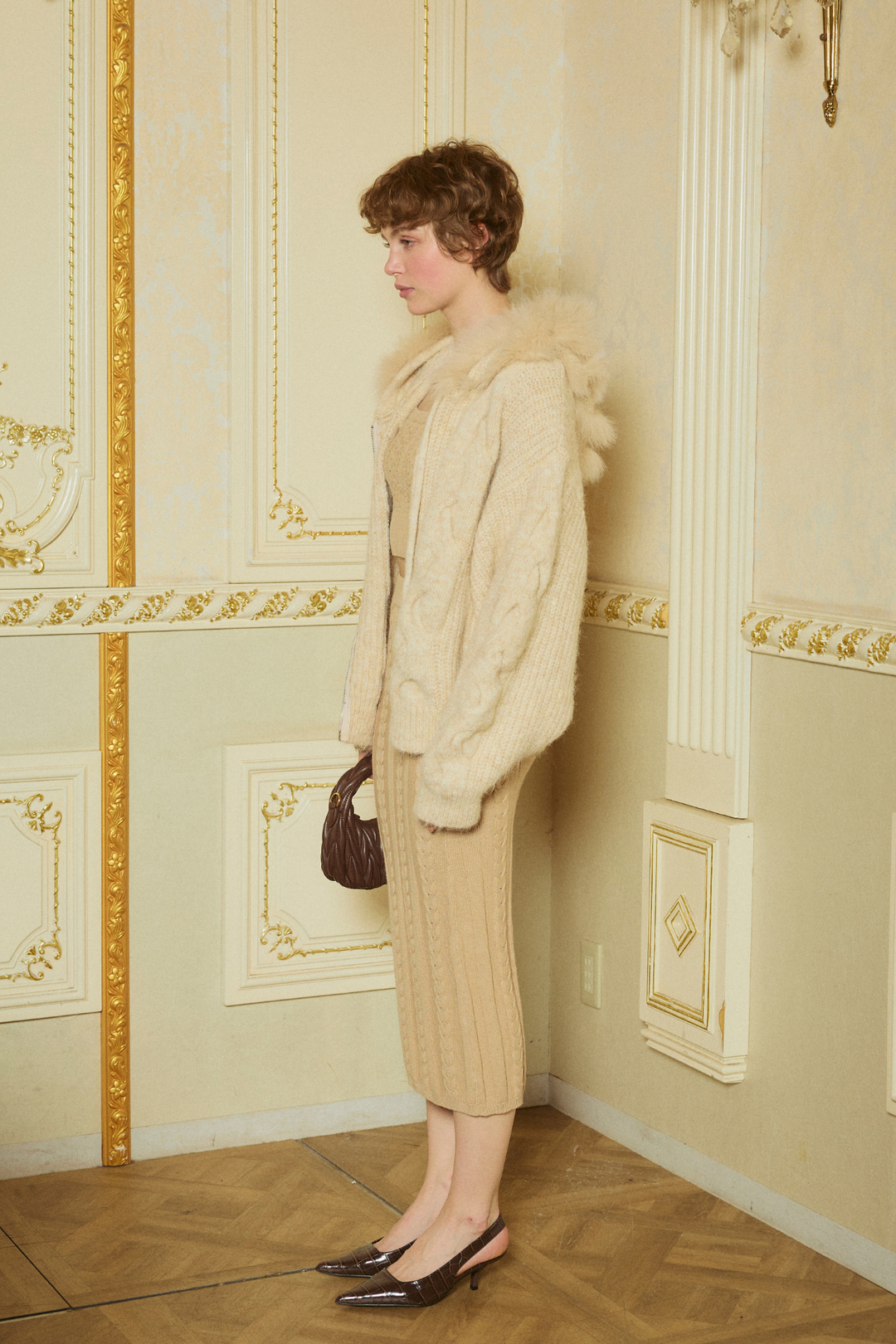 ファーフーディニット