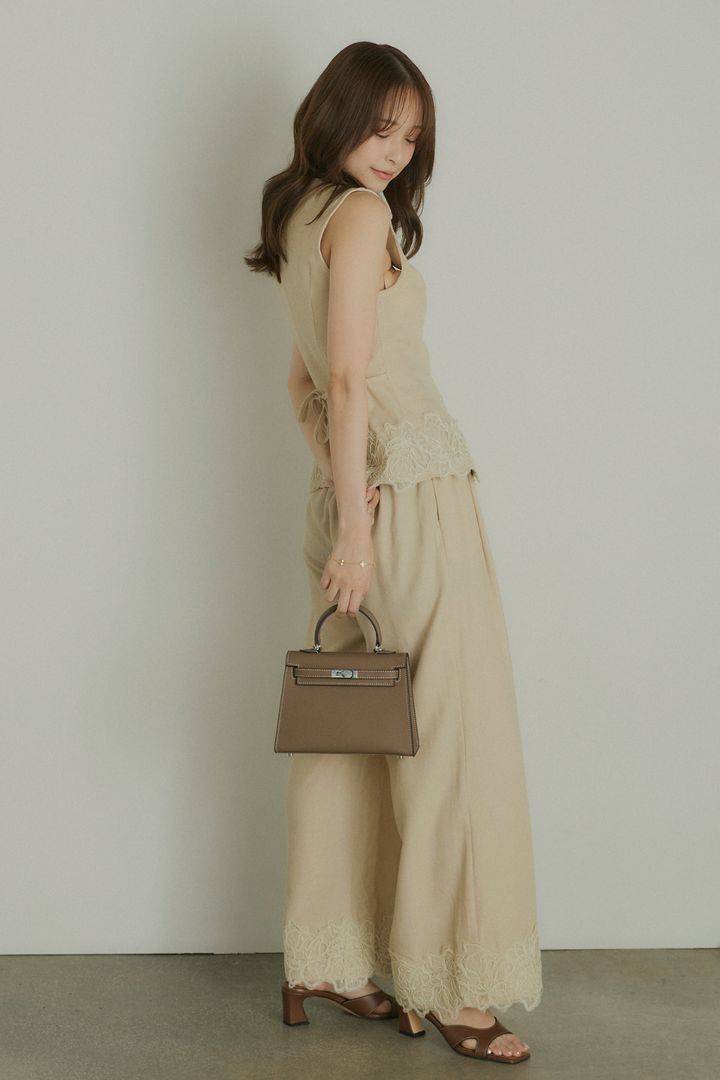 ヘムレーストップス×ワイドパンツ