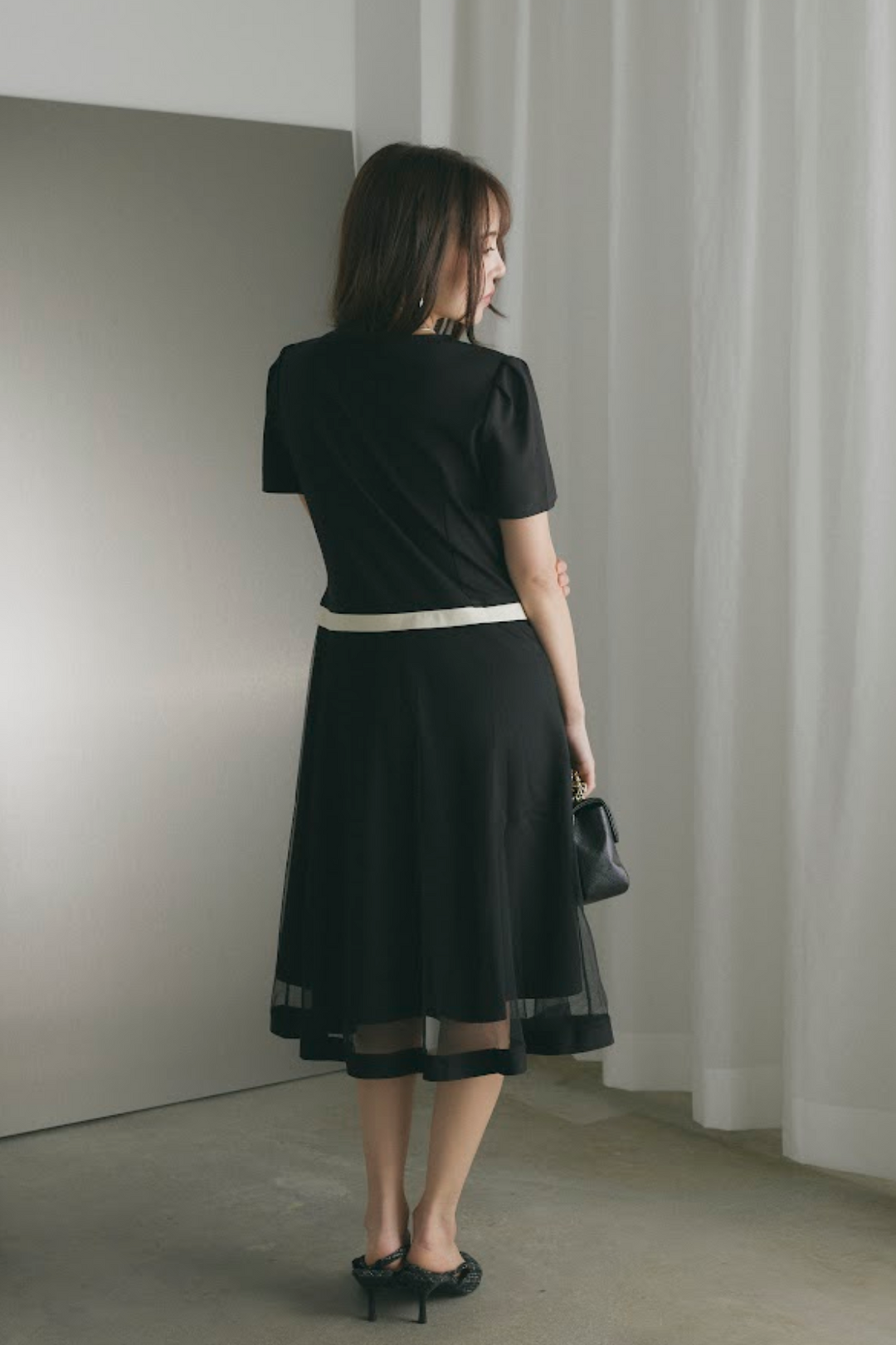 バイカラーパイピングワンピース