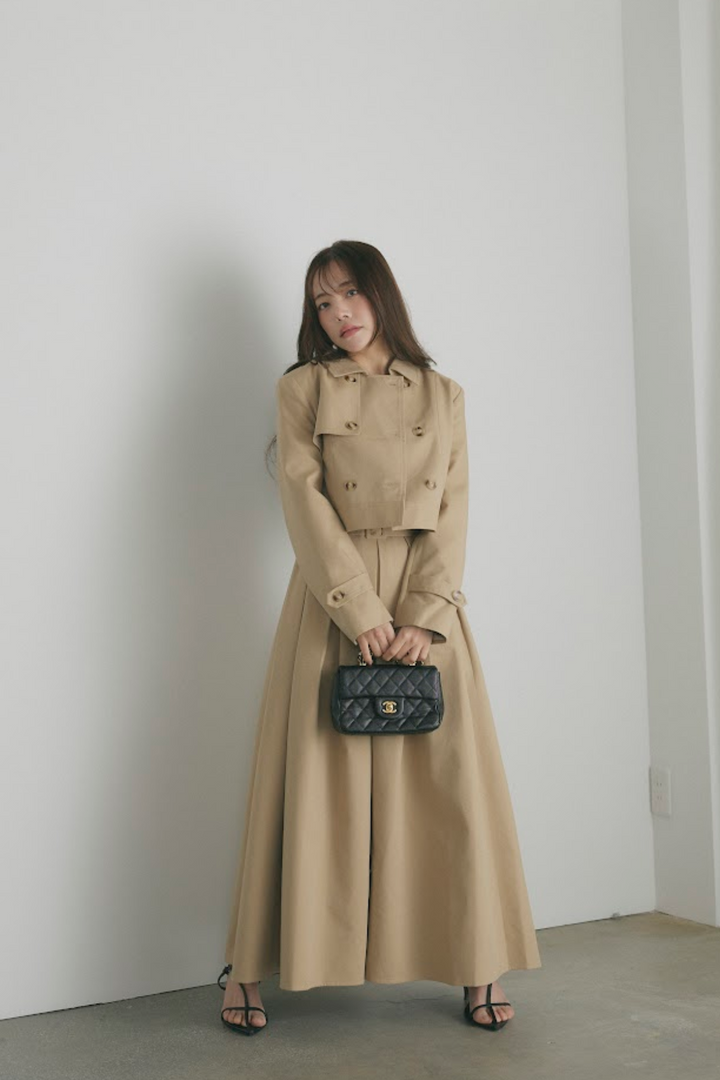 トレンチコート＆Vネックノースリーブワンピセットアップ