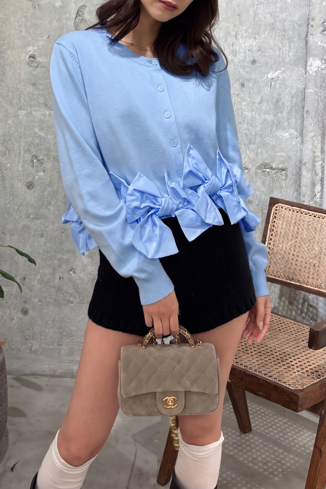 Áo khoác cardigan ngắn dệt kim tuyến đính nơ