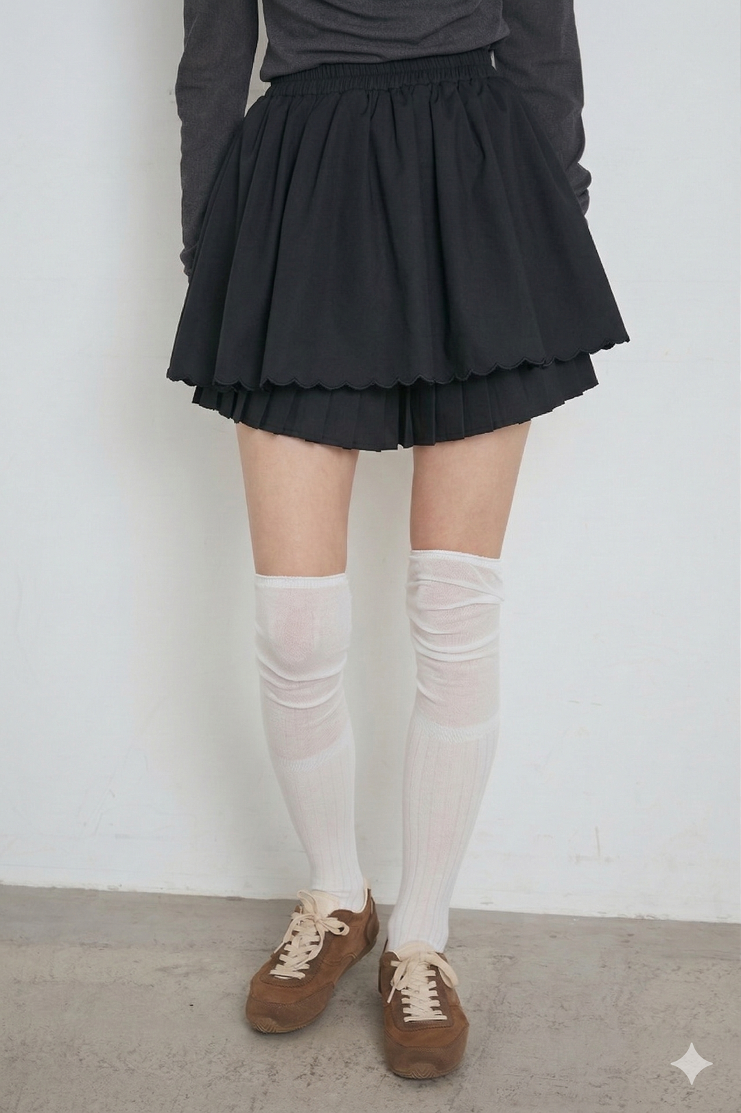 スカラップヘムプリーツドッキングショートスカート