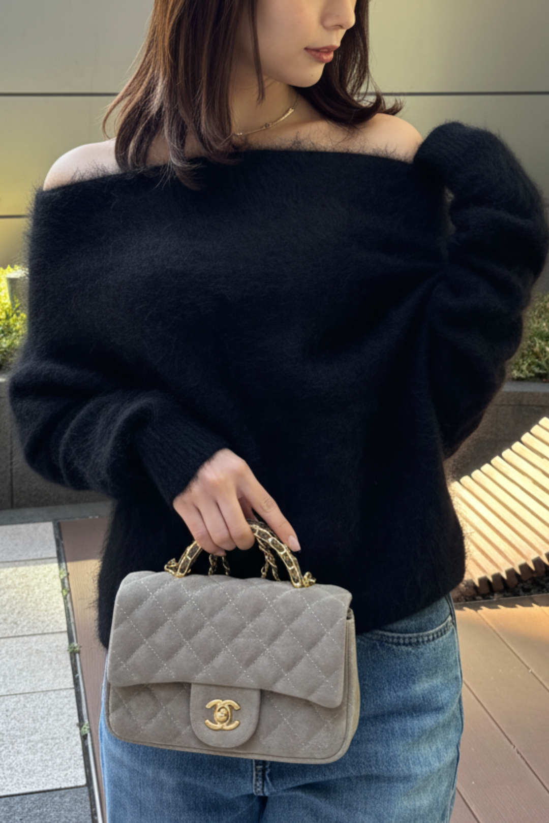 ウールシャギーオフショルニット