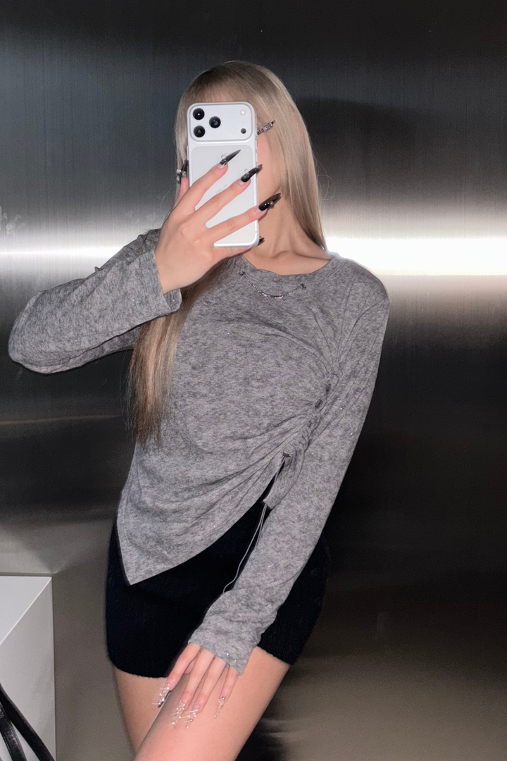 フロントチェーンアシンメトリートップス