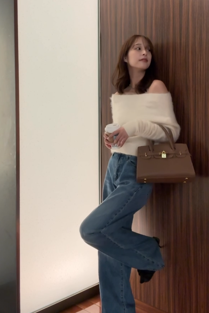 ウールシャギーオフショルニット