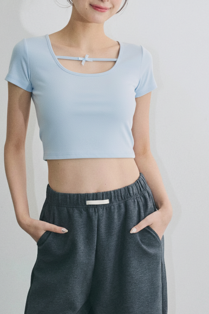 リボンバックオープンTシャツ（カップ付）