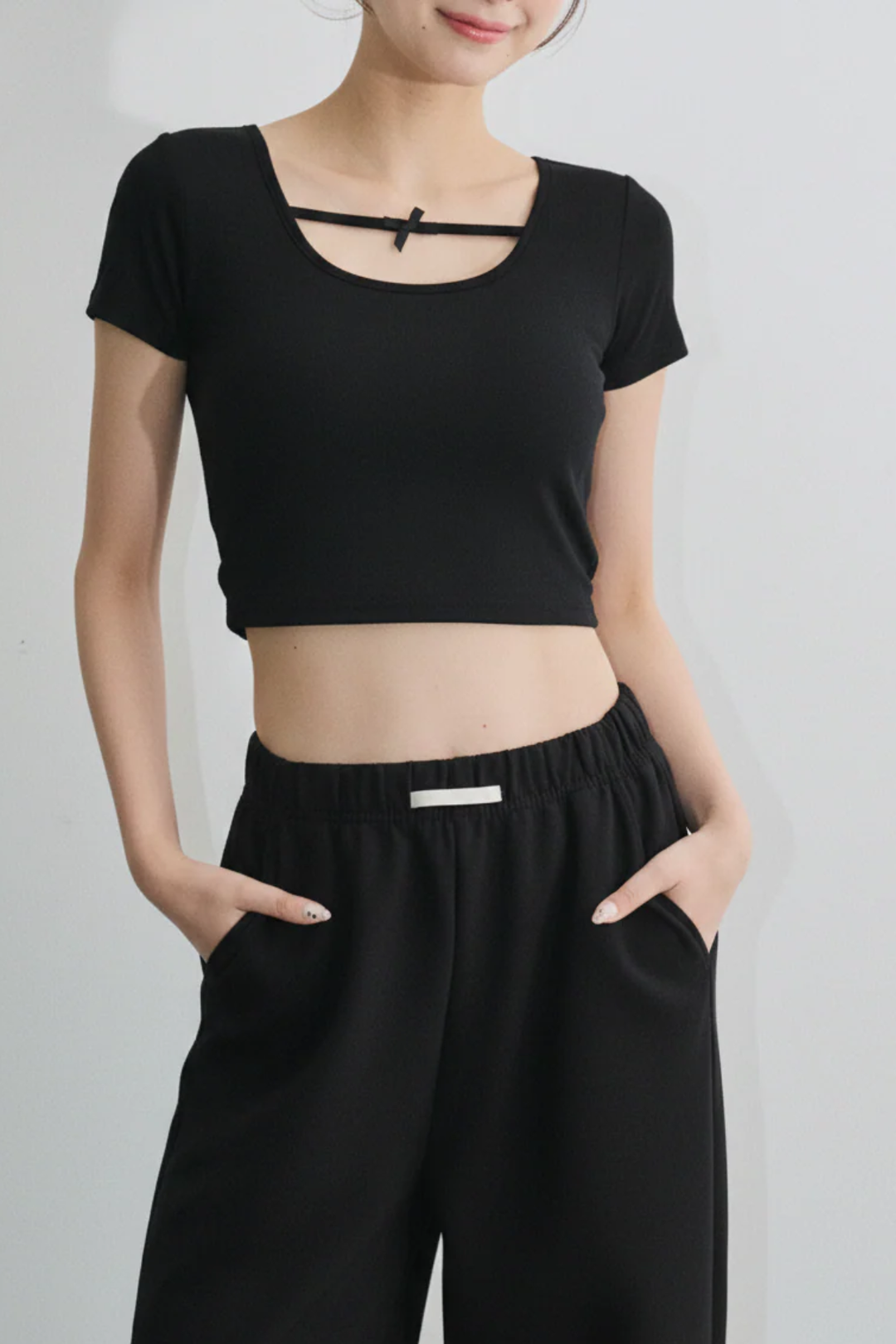 リボンバックオープンTシャツ（カップ付）